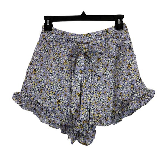 Lulu's shorts purple floral printed ruffled S - Picture 2 of 5